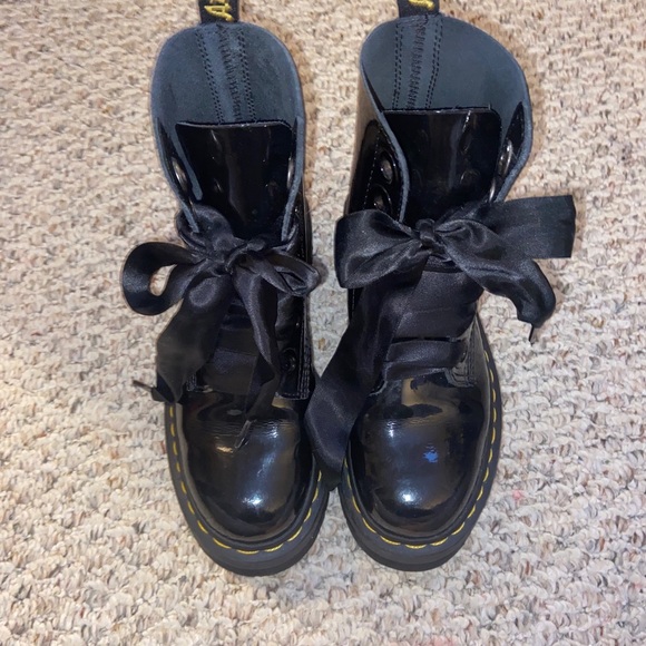 COPY - Doc Martens - Picture 3 of 4